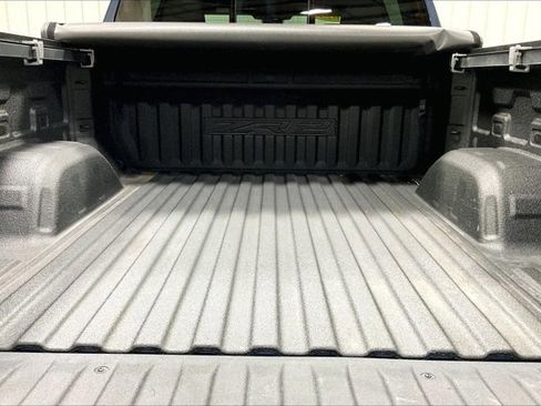 Used 2023 Chevrolet Silverado 1500 ZR2 image 35