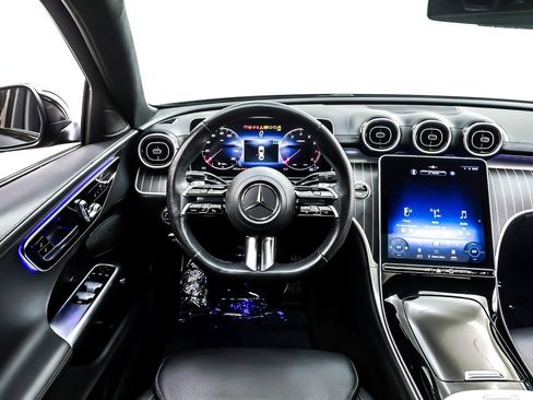 Used 2023 Mercedes-Benz C 300 Sedan image 6