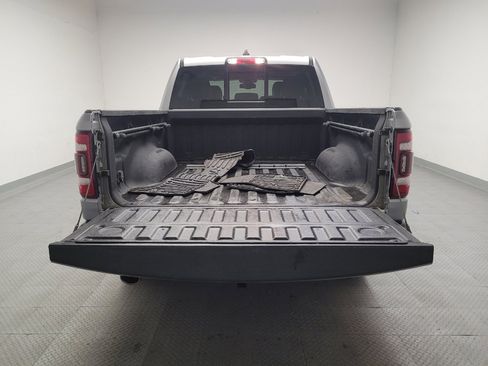 Used 2019 RAM 1500 Laramie image 29