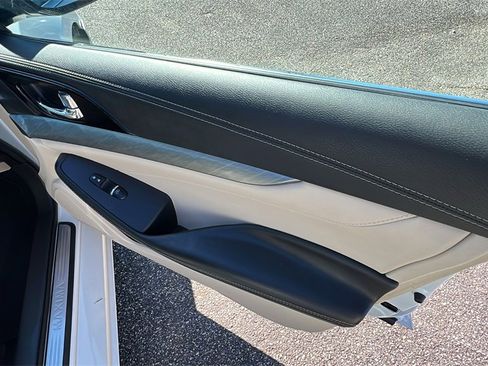 Used 2016 Nissan Maxima 3.5 SV w/ Interior Lighting Package image 15