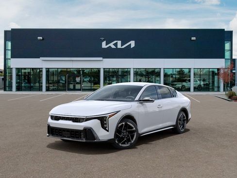 Used 2026 Kia K4 GT-Line FWD image 1
