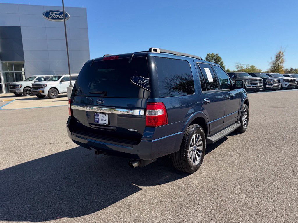 Used 2017 Ford Expedition XLT RWD image 6