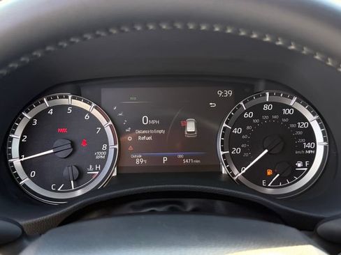 Used 2026 Toyota Highlander XLE AWD/4WD image 19
