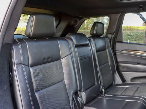 Used 2017 Jeep Grand Cherokee Overland image 18