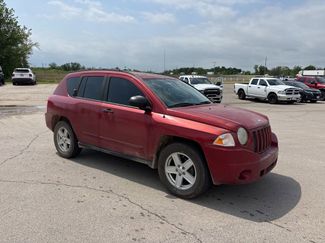 Used 2009 Jeep Compass Sport video 1