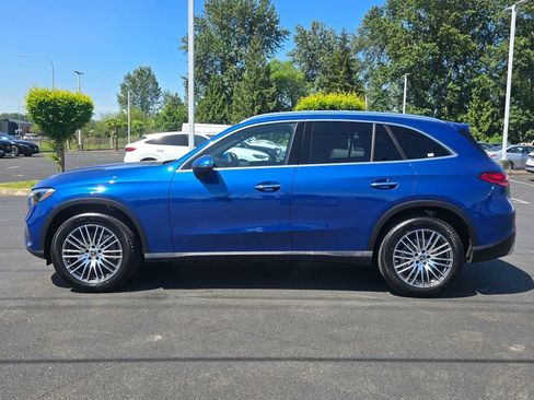 Used 2026 Mercedes-Benz GLC 300 4MATIC image 4