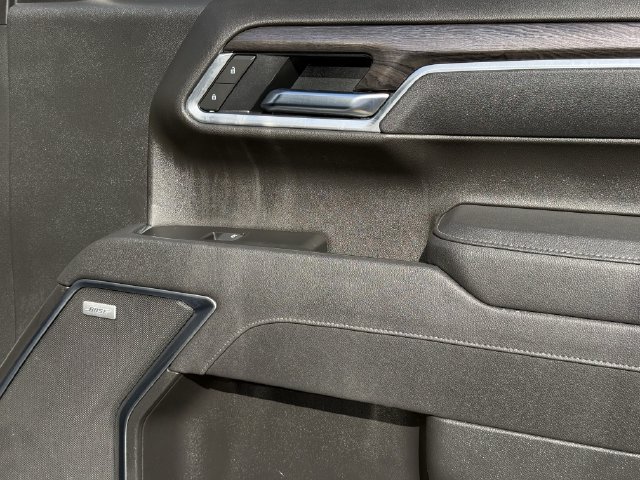Certified 2025 Chevrolet Silverado 1500 LTZ AWD/4WD image 29