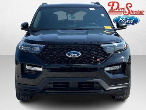 Used 2024 Ford Explorer ST w/ Equipment Group 401A AWD/4WD image 2