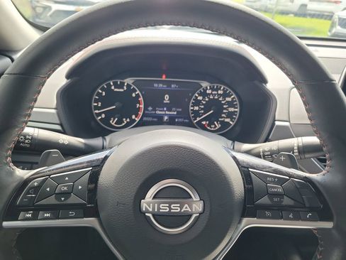 Used 2023 Nissan Altima 2.5 SR FWD image 23