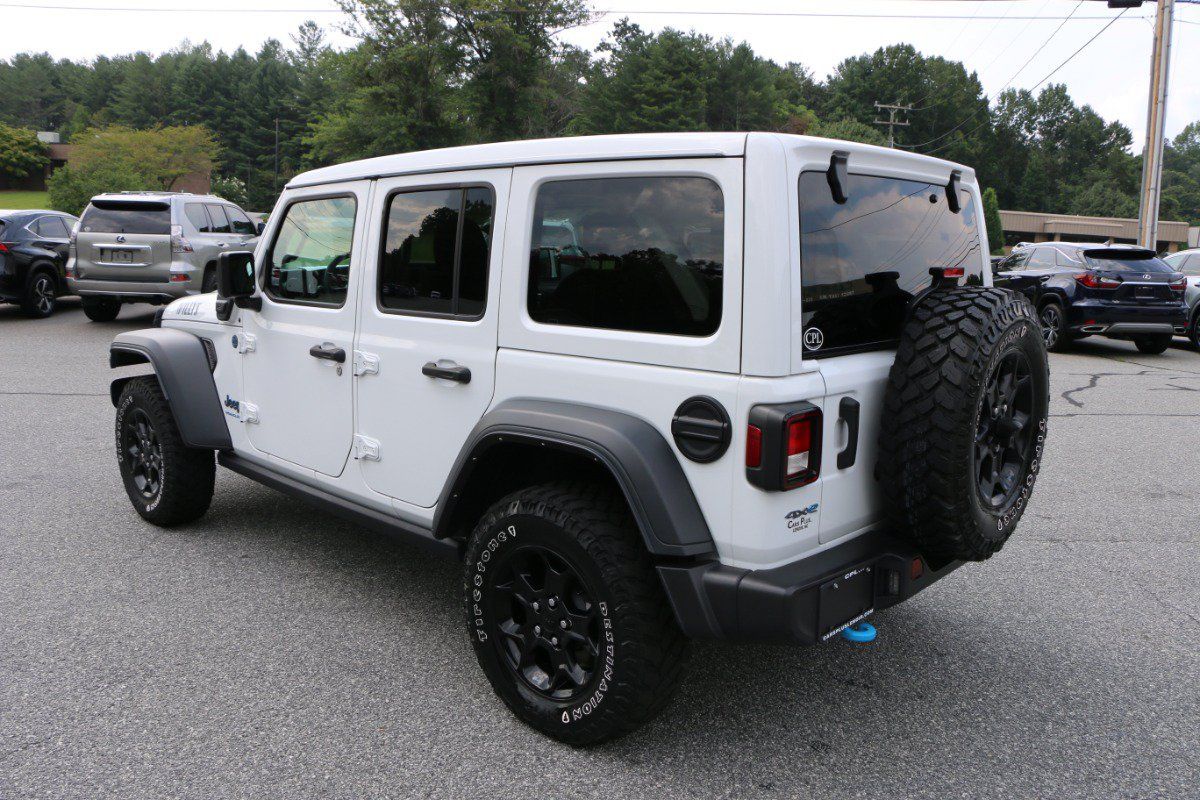 Used 2023 Jeep Wrangler Unlimited w/ Sun & Screen Package AWD/4WD image 3