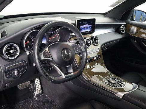 Used 2018 Mercedes-Benz GLC 300 image 7