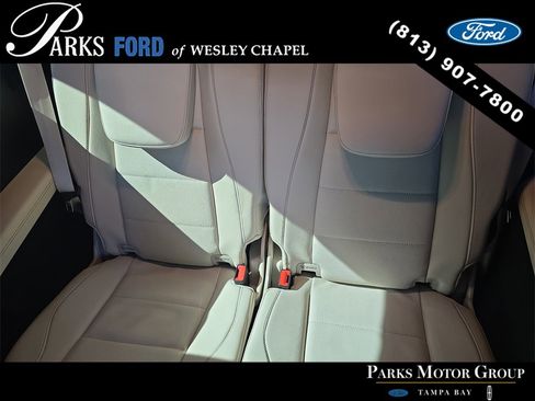 Used 2024 Mercedes-Benz GLS 450 4MATIC image 17