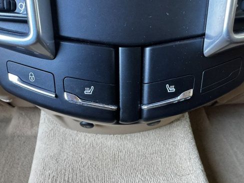 Used 2014 Porsche Cayenne Platinum Edition image 25