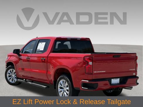 Used 2020 Chevrolet Silverado 1500 Custom w/ Custom Value Package RWD image 15