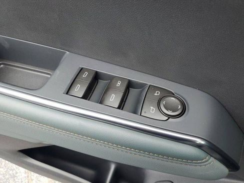 New 2026 GMC Acadia AT4 image 19