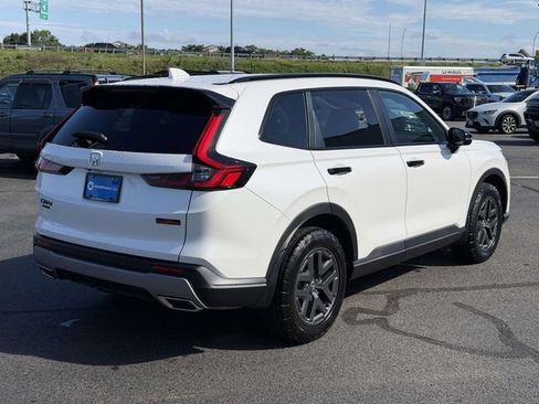Certified 2026 Honda CR-V TrailSport image 2
