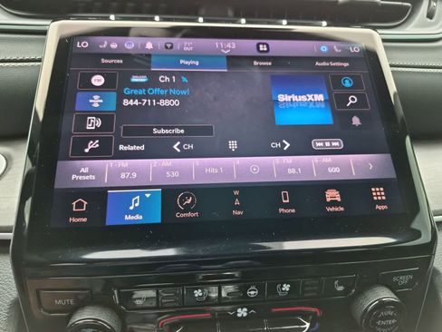 Used 2025 Jeep Grand Cherokee L Limited w/ Luxury Tech Group II AWD/4WD image 33