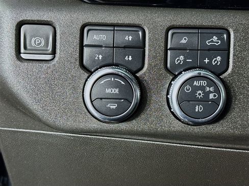 Used 2023 GMC Sierra 1500 SLT w/ SLT Premium Package image 14