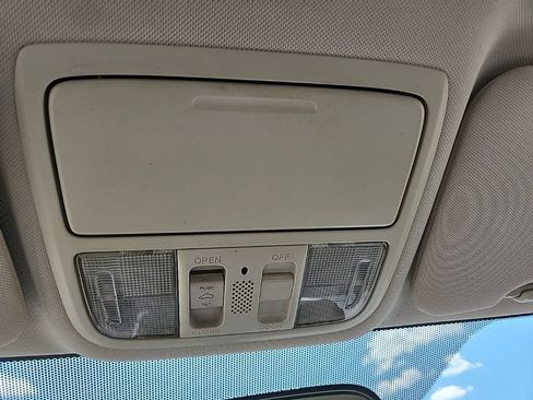 Used 2015 Honda CR-V EX image 16
