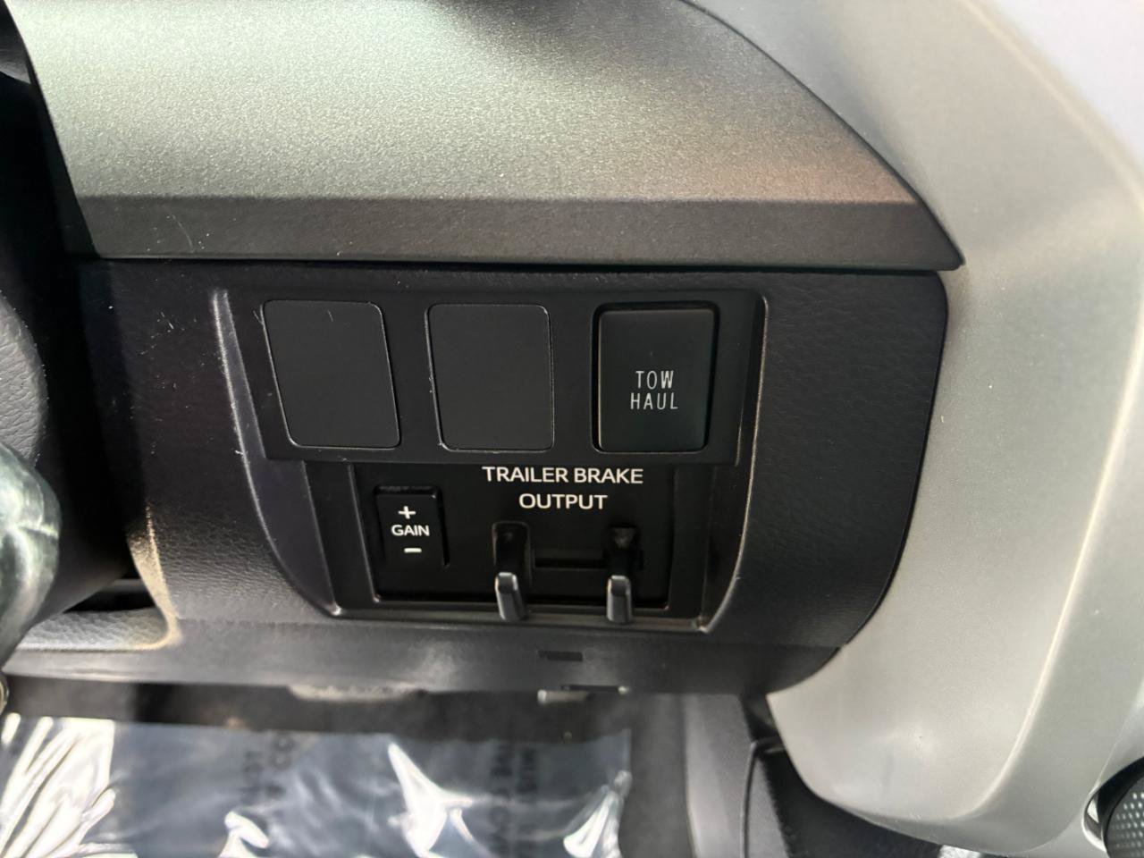 Used 2020 Toyota Tundra SR5 w/ SX Package AWD/4WD image 25