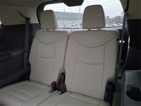 Certified 2023 Cadillac XT6 Premium Luxury image 9