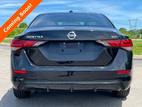 Used 2022 Nissan Sentra SV FWD image 3
