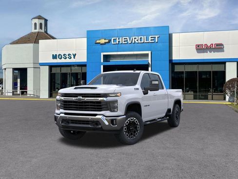 New 2026 Chevrolet Silverado 2500 LT w/ Safety Package AWD/4WD image 8