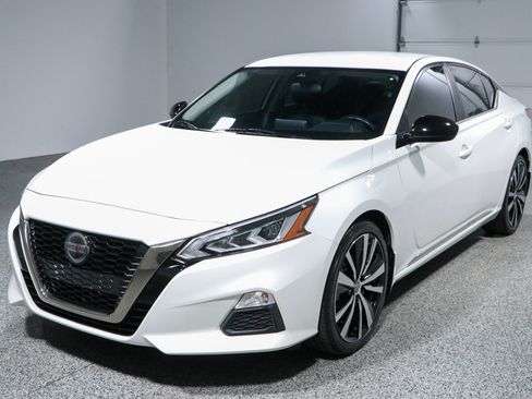 Used 2021 Nissan Altima 2.5 SR FWD image 29