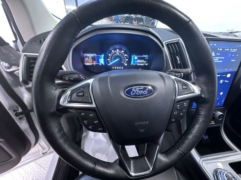 Used 2024 Ford Edge SEL image 15