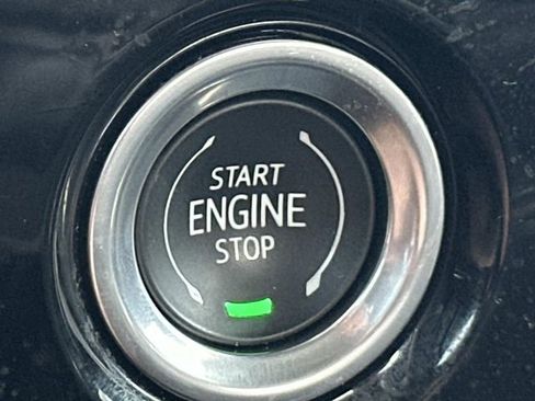 Used 2024 Chevrolet Silverado 1500 LT image 25