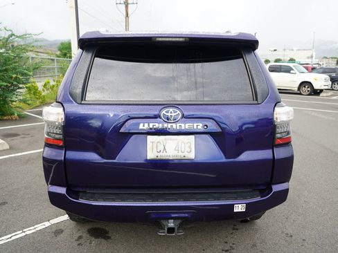 Used 2017 Toyota 4Runner SR5 image 28