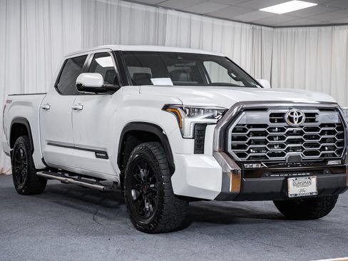 Used 2024 Toyota Tundra Platinum AWD/4WD image 1