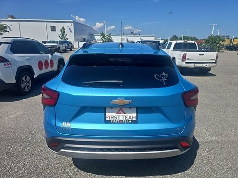Used 2025 Chevrolet Trax LT w/ Driver Confidence Package FWD image 6
