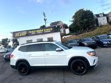 Used 2021 Volkswagen Atlas SE w/ Panoramic Sunroof Package image 3