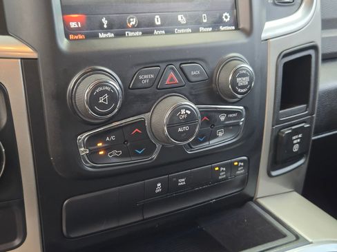 Used 2018 RAM 1500 Lone Star image 19