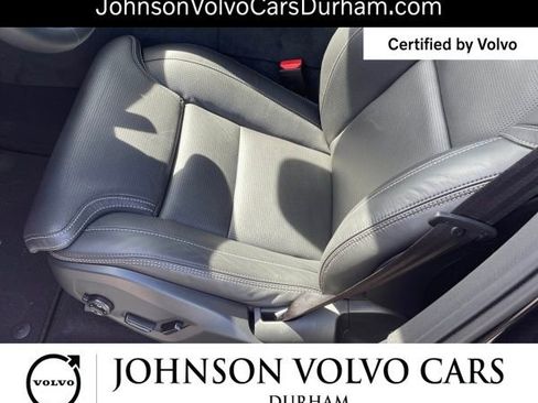 Used 2025 Volvo XC60 T8 Ultra image 9