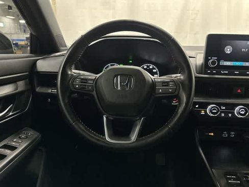 Used 2025 Honda CR-V Sport image 15
