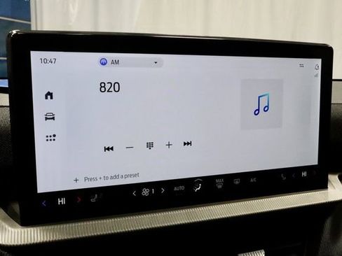 Used 2025 Ford Explorer ST-Line w/ ST-Line Street Pack image 3