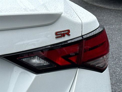 Certified 2024 Nissan Sentra SR image 25