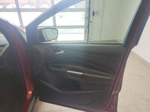 Used 2014 Ford Escape SE w/ Equipment Group 201A image 10