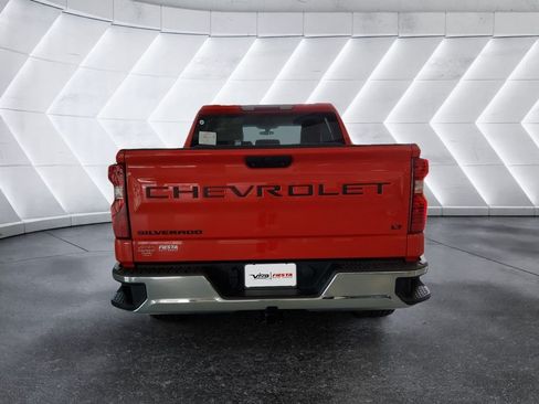 Used 2022 Chevrolet Silverado 1500 LT w/ Bed Protection Package AWD/4WD image 5