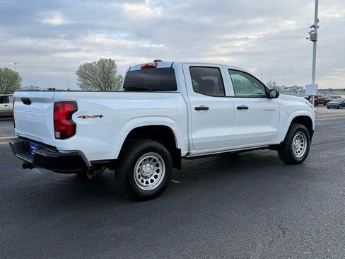 Used 2025 Chevrolet Colorado W/T w/ Advanced Trailering Package image 15