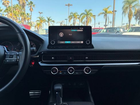 Used 2025 Honda Civic Sport image 17