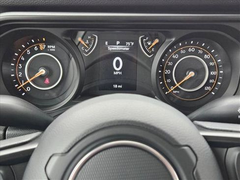 New 2026 Jeep Gladiator Sport image 12