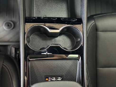 Used 2024 Chevrolet Blazer EV LT image 25