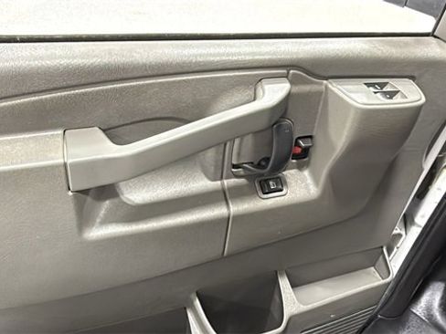 Used 2016 Chevrolet Express 2500 Work Van image 14