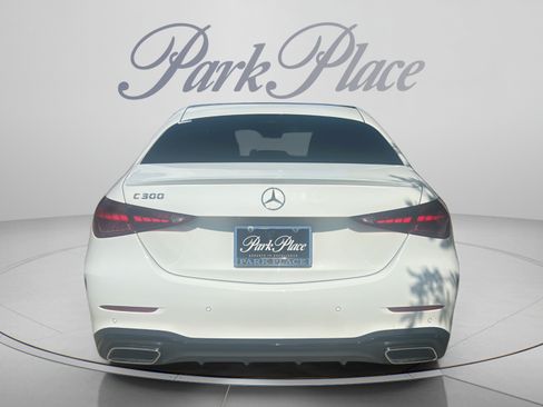 Used 2025 Mercedes-Benz C 300 Sedan image 4