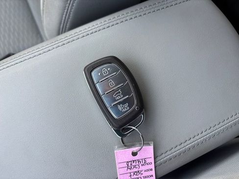 Certified 2021 Hyundai Tucson Sport image 28