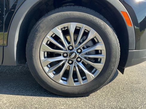 Used 2024 Cadillac XT4 Premium Luxury AWD/4WD image 25