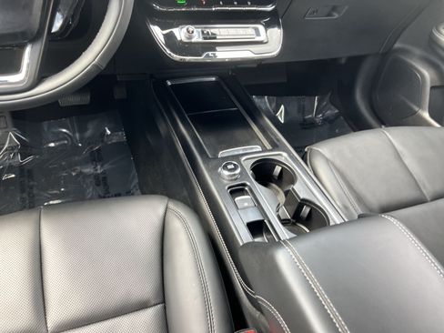 Used 2024 Lincoln Corsair AWD w/ Equipment Group 101A image 22